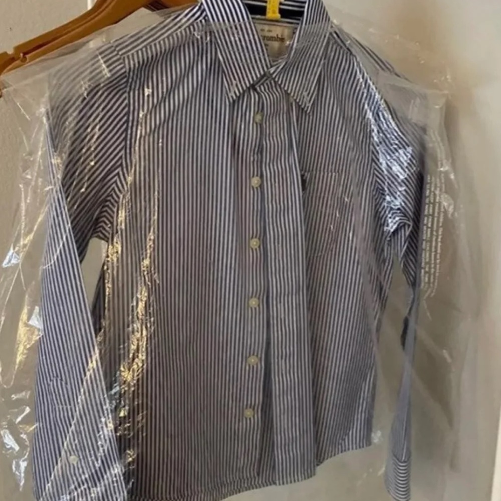 Abercrombie and Fitch kids button up